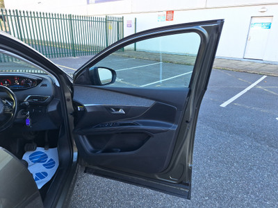 2018 Peugeot 5008