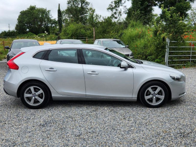 2014 Volvo V40