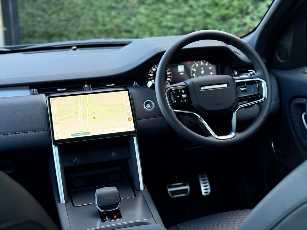 2025 Land Rover Discovery Sport