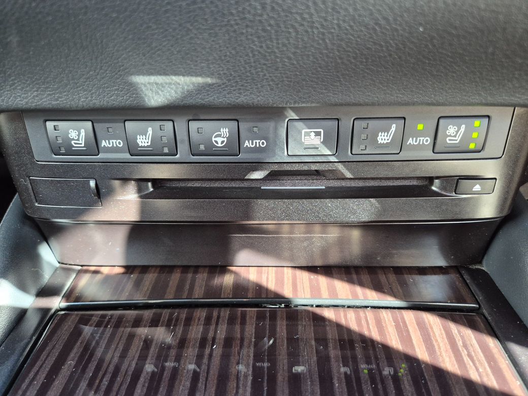 2021 Lexus ES 300h