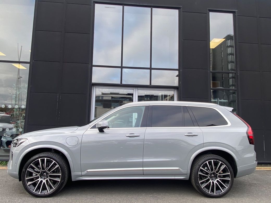 2025 Volvo XC90