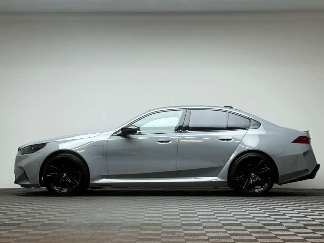 2026 BMW M5