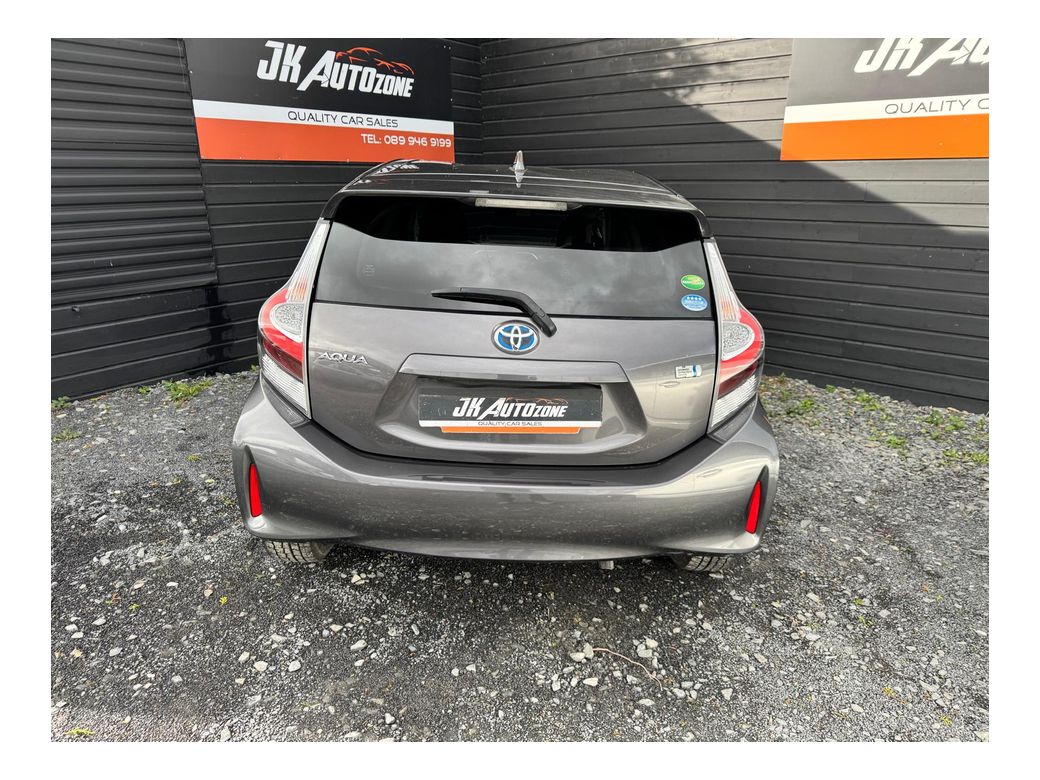 2015 Toyota Aqua