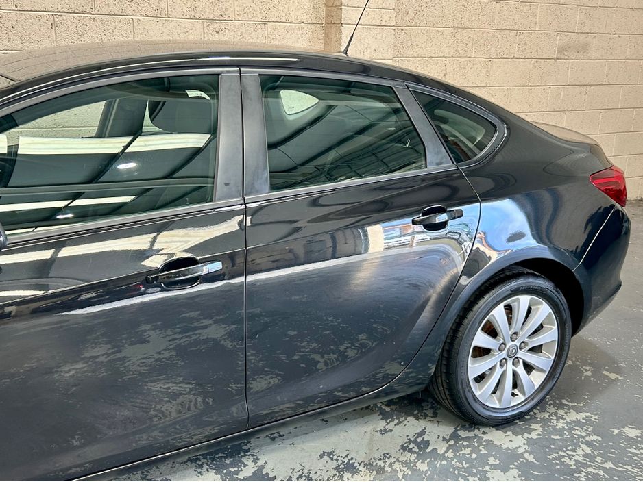 2014 Opel Astra