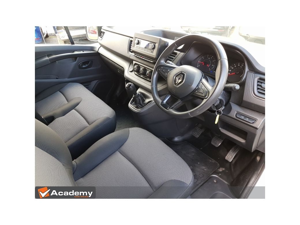 2023 Renault Trafic