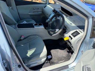2013 Toyota Prius Alpha