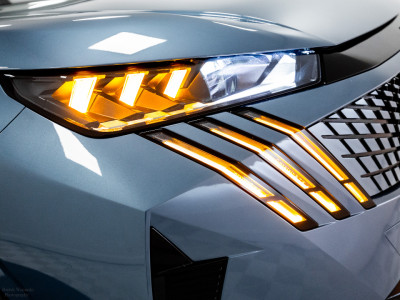 2025 Peugeot 5008
