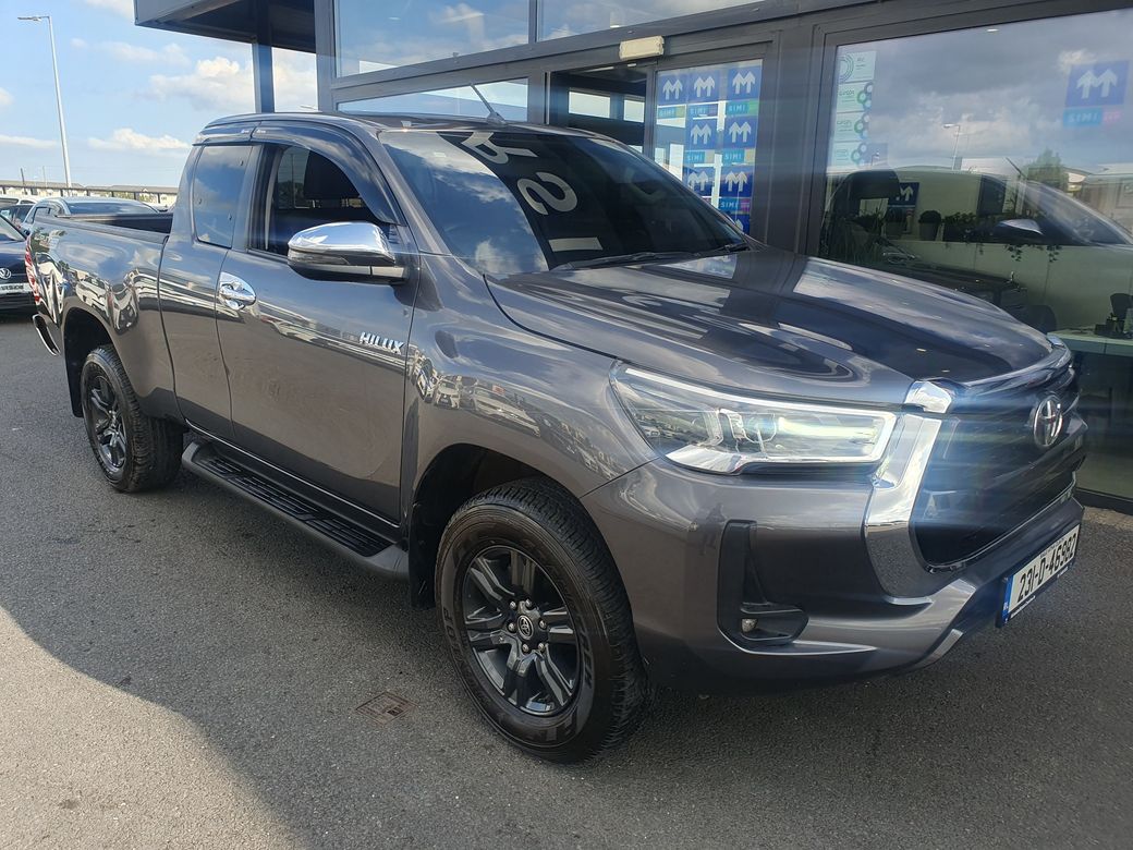 2023 Toyota Hilux