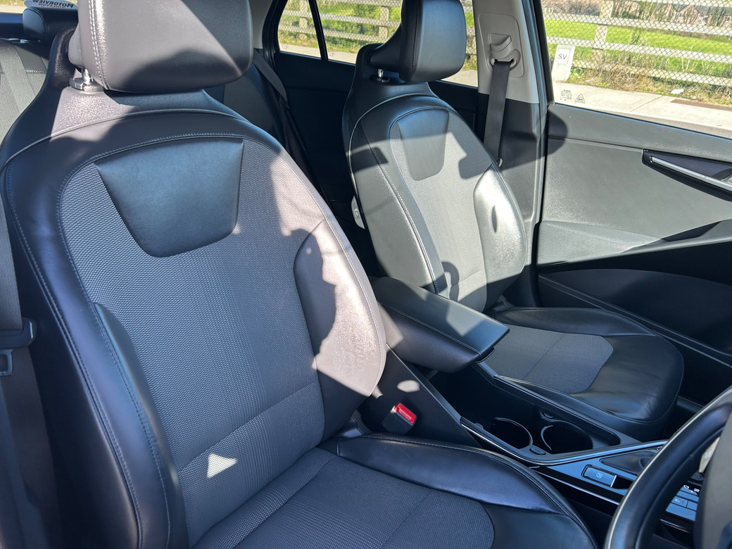 2023 Kia Niro