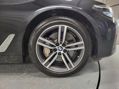 2021 BMW 5 Series