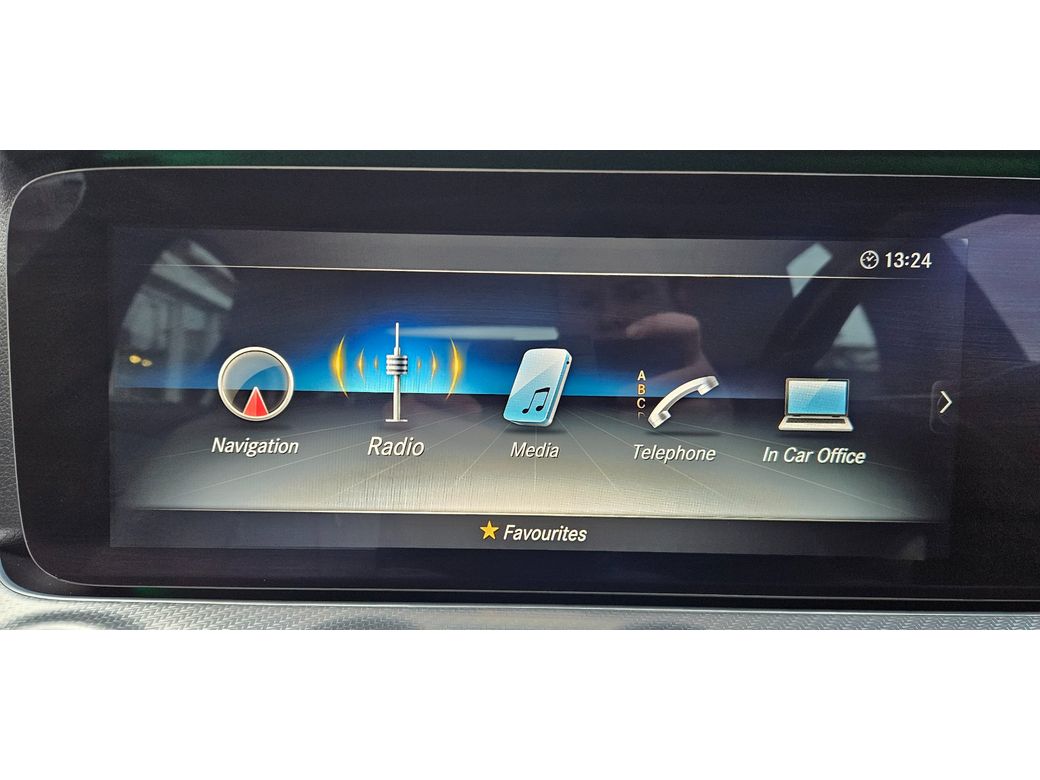 2019 Mercedes-Benz E 220