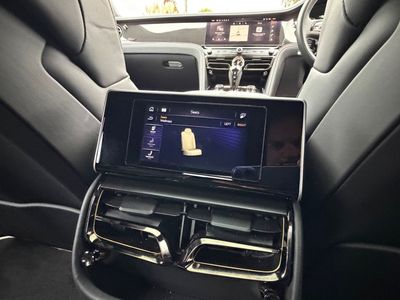 2025 Bentley Flying Spur