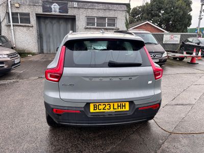 2023 Volvo XC40