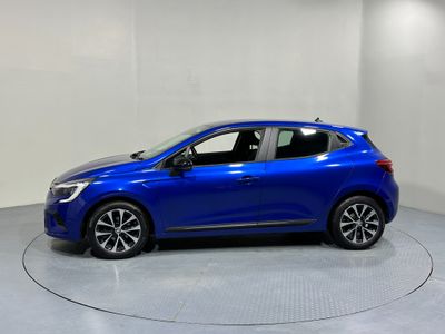 2023 Renault Clio