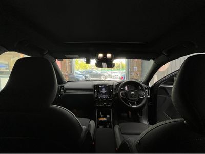 2020 Volvo XC40