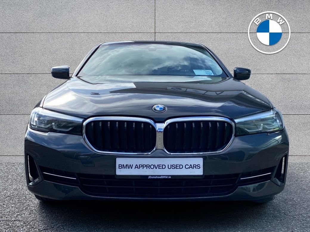 2022 BMW 5 Series