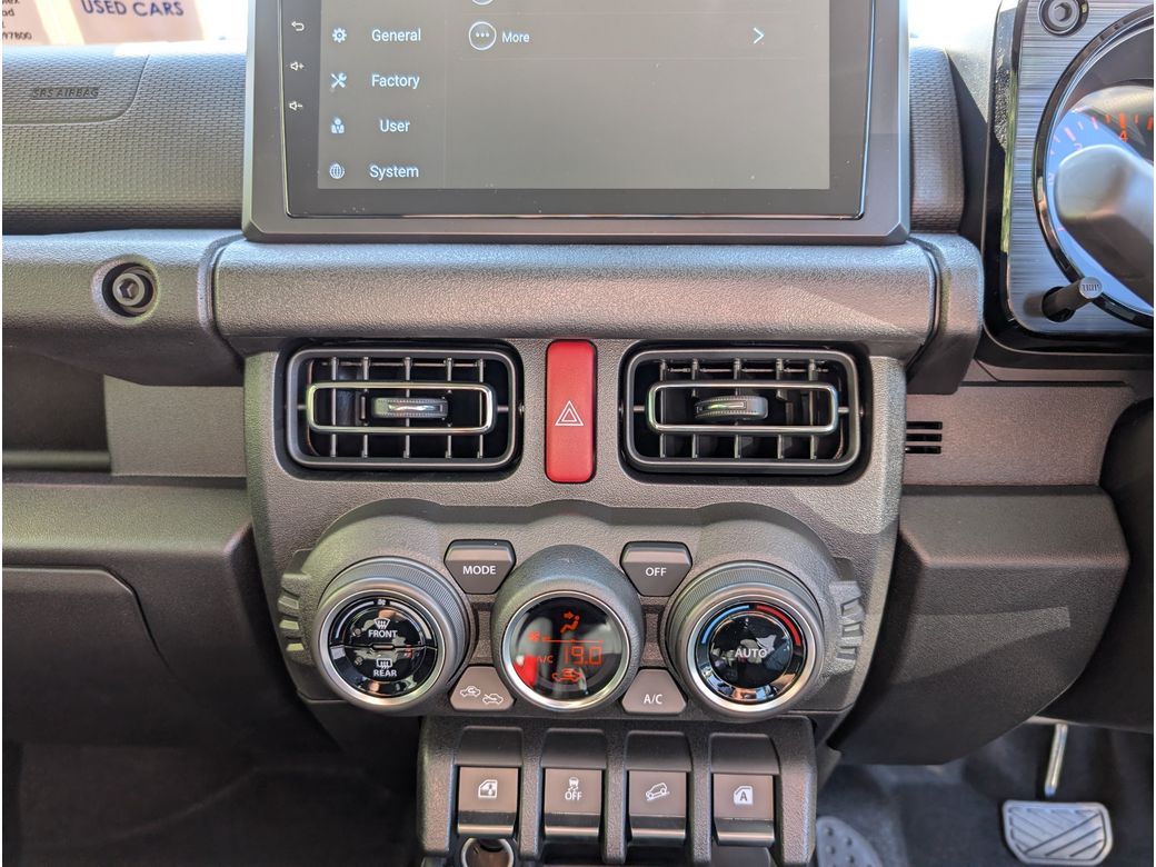 2025 Suzuki Jimny