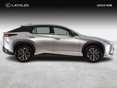 2025 Lexus RZ