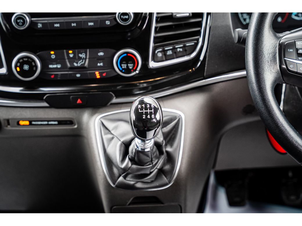 2022 Ford Tourneo