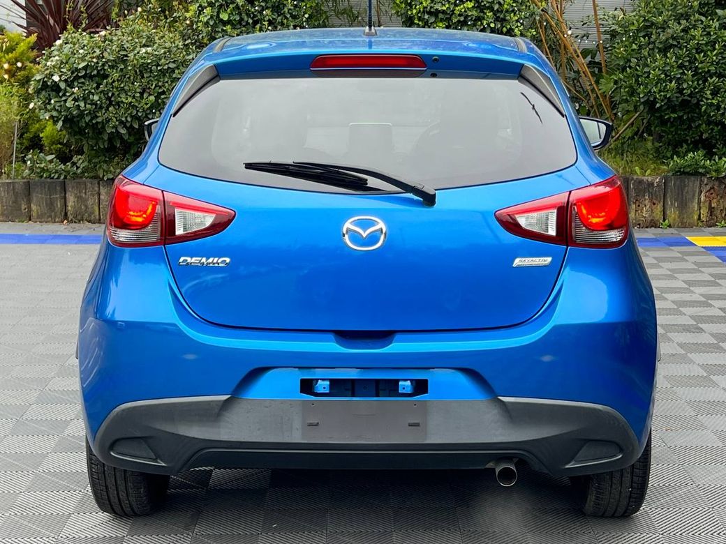 2016 Mazda Demio