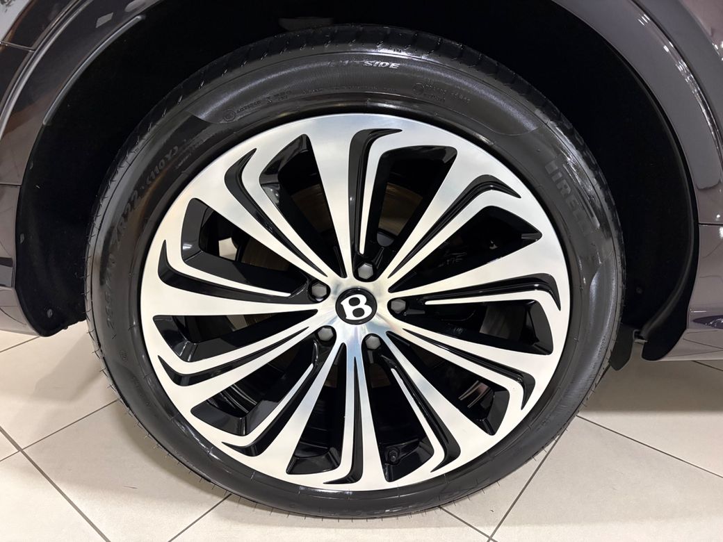 2022 Bentley Bentayga