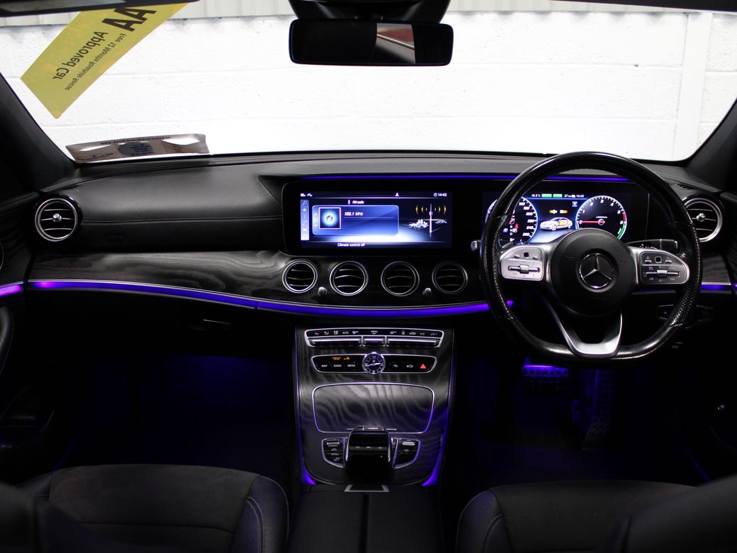 2020 Mercedes-Benz E 300