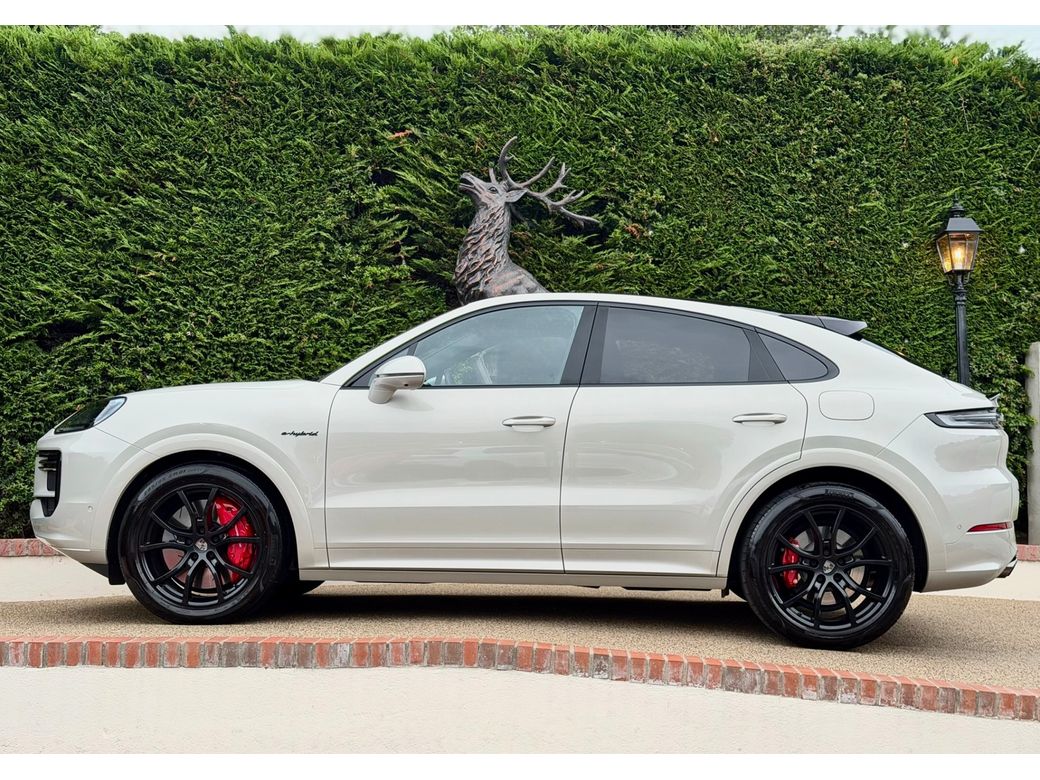 2025 Porsche Cayenne