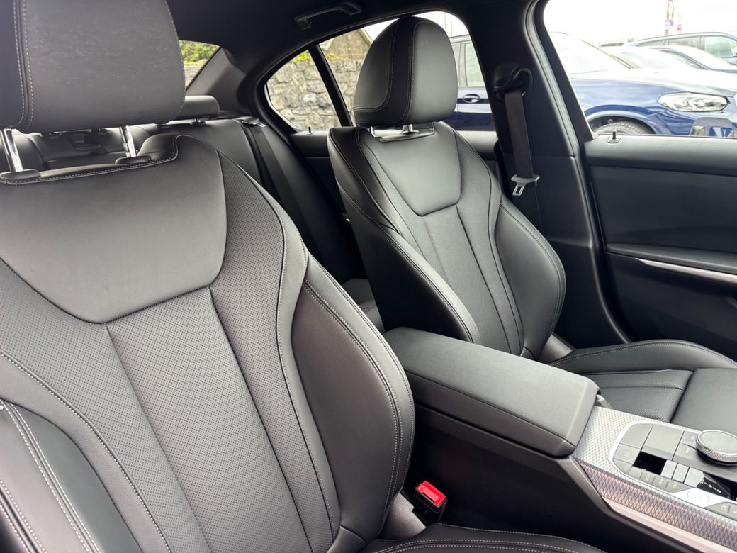 2025 BMW 3 Series