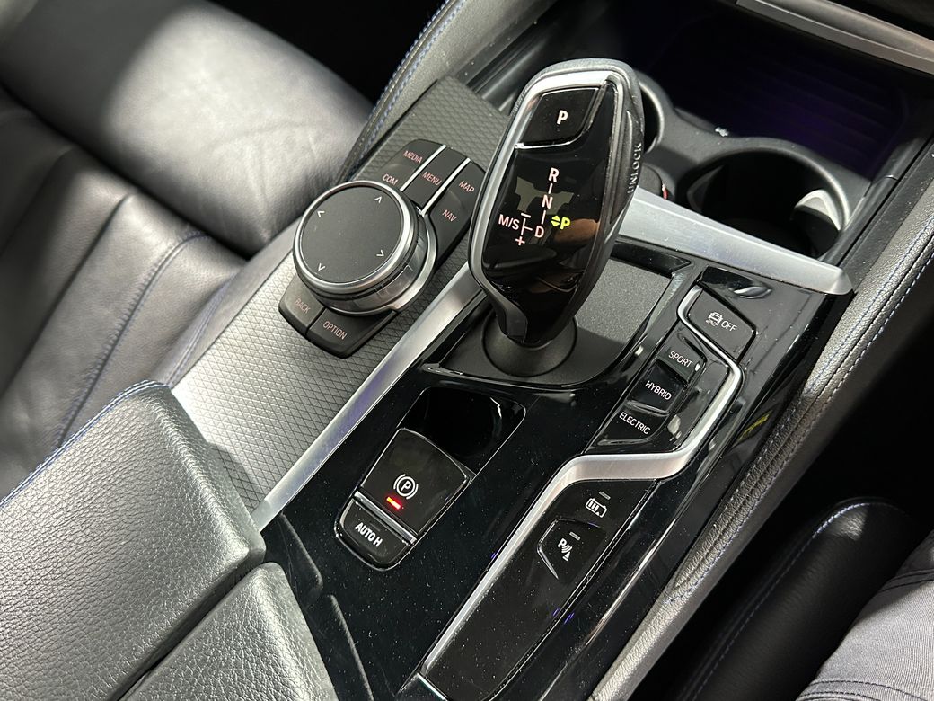2021 BMW 5 Series