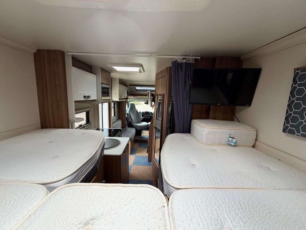 2017 SWIFT ESCAPE 684 LOW PROFILE R.H.D