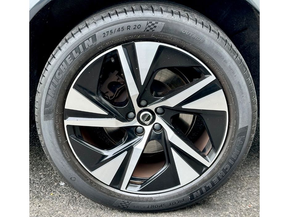 2021 Volvo XC90