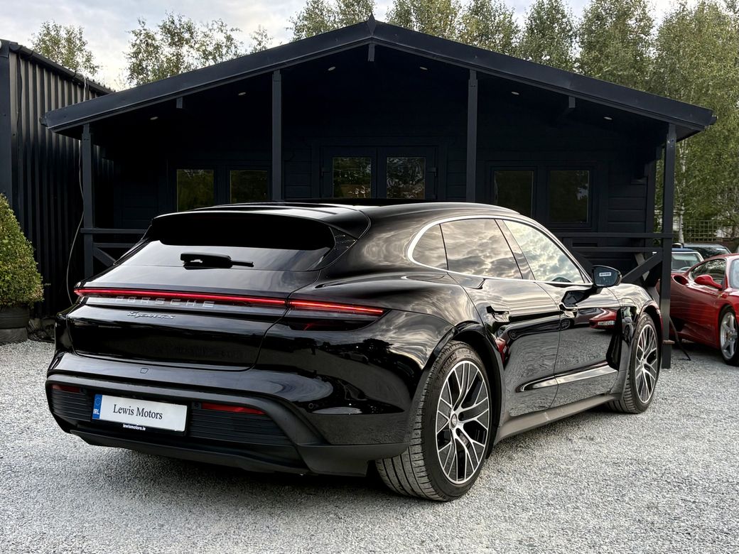 2023 Porsche Taycan