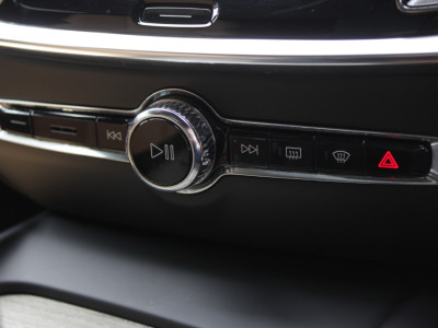 2020 Volvo V60