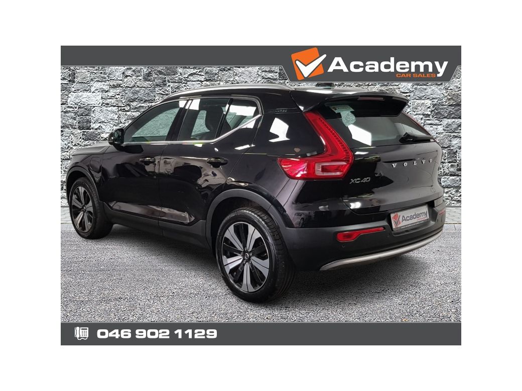 2023 Volvo XC40