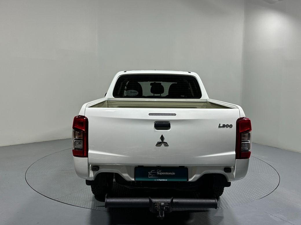2020 Mitsubishi L200