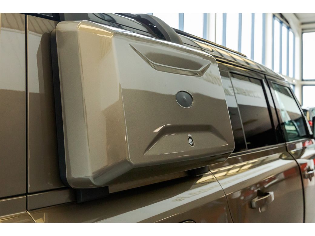 2024 Land Rover Defender
