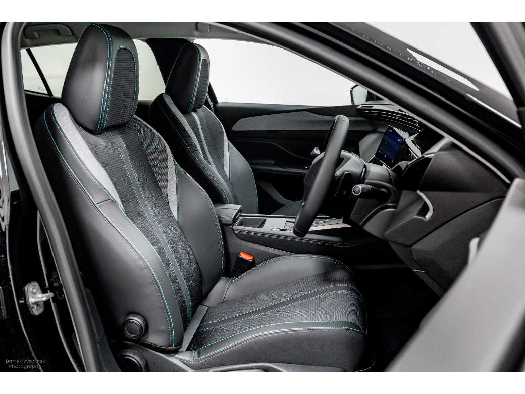 2025 Peugeot 408