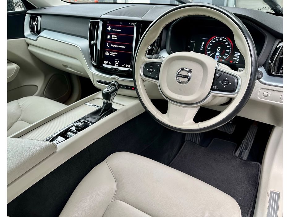 2017 Volvo XC60