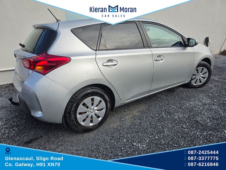 2015 Toyota Auris