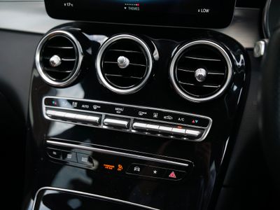 2023 Mercedes-Benz GLC Class