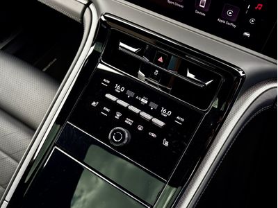 2025 Porsche Panamera
