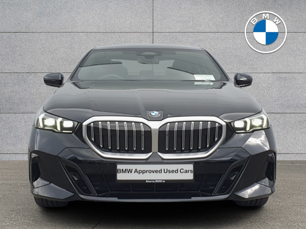 2024 BMW 520