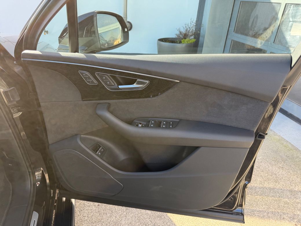 2021 Audi Q7