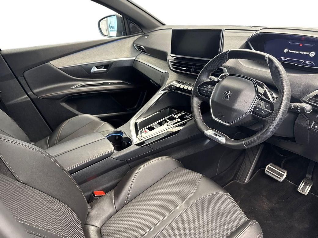 2024 Peugeot 5008