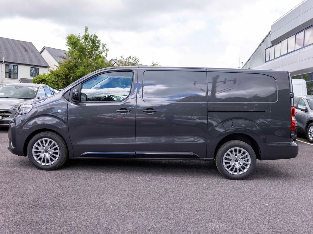 2026 Peugeot Expert