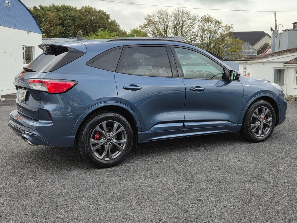 2022 Ford Kuga