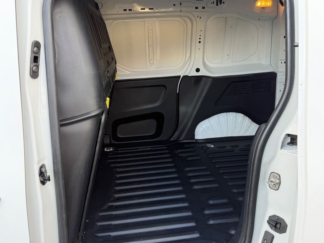 2019 Peugeot Partner