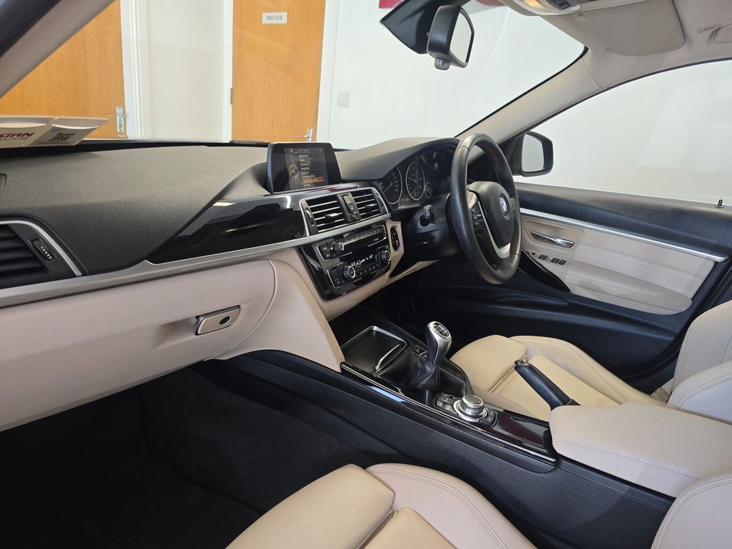 2016 BMW 3 Series