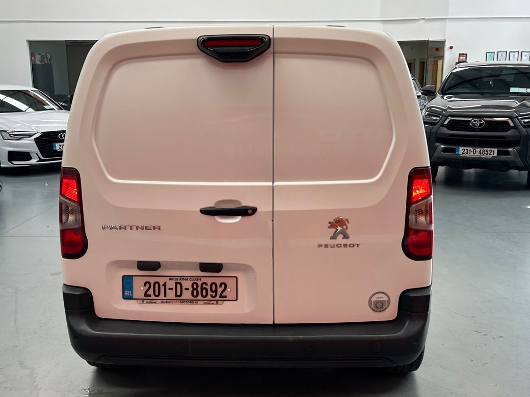 2020 Peugeot Partner