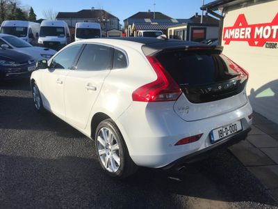 2018 Volvo V40